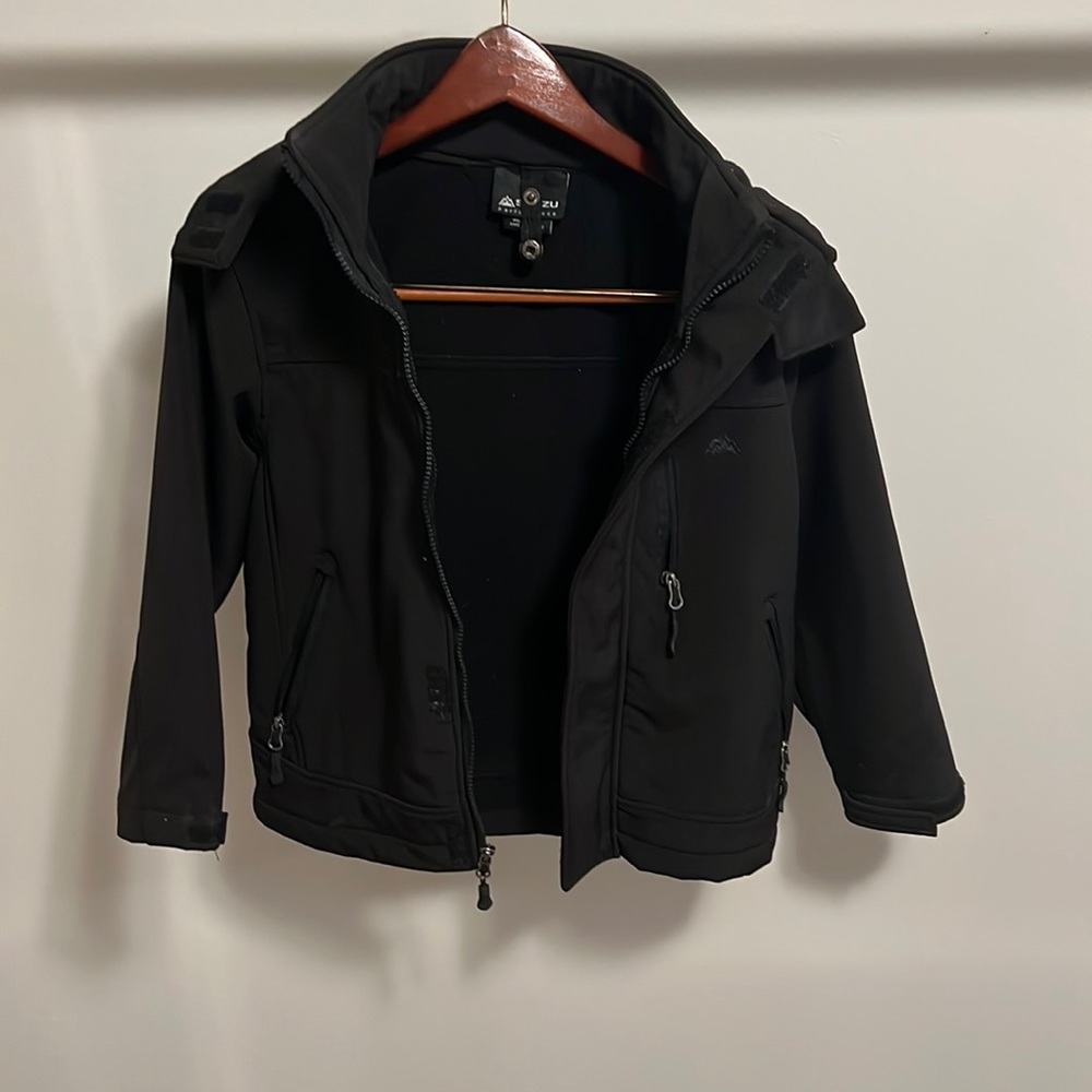 Snozu Performance Black 2-in-1 Jacket with Detachable Hood